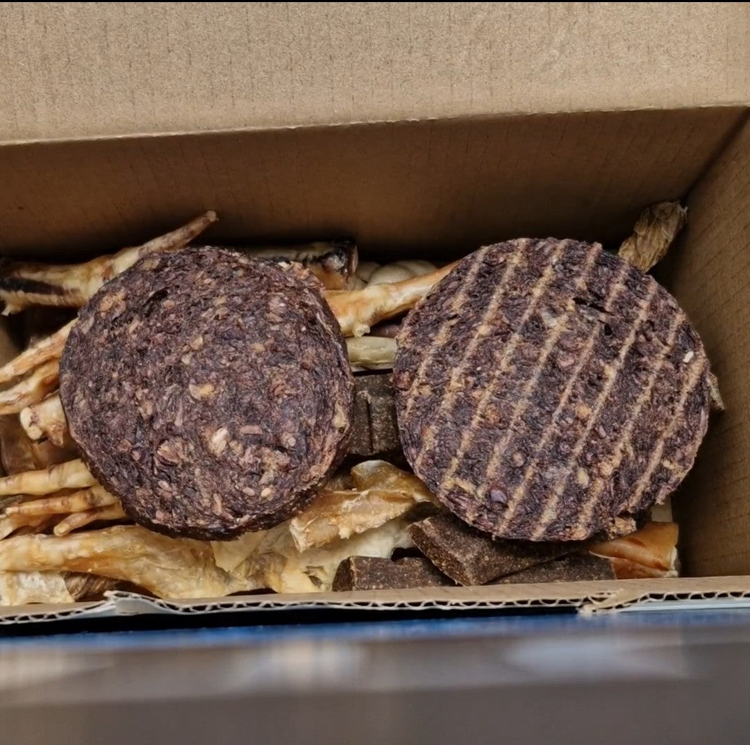 30 Piece Natural Treat Selection - FREE UK DELIVERY